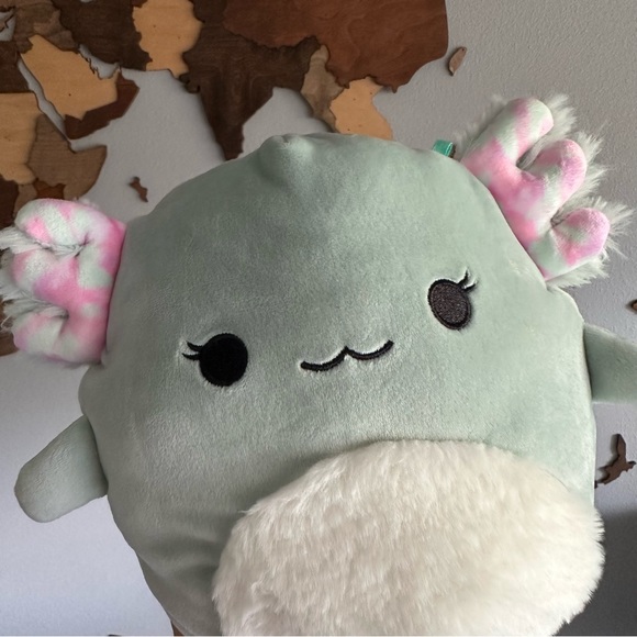 SQUISHMALLOWS “Chaseman” Axolotl 11” Sage Green Plush - Picture 6 of 8